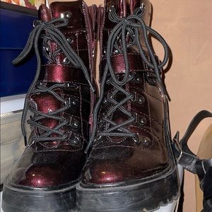 Combat boots